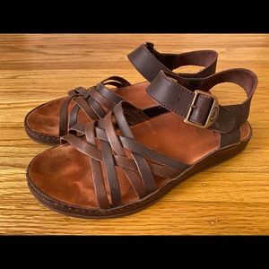 Women’s Chaco Fallon Leather Sandals - US 6/EUR 37